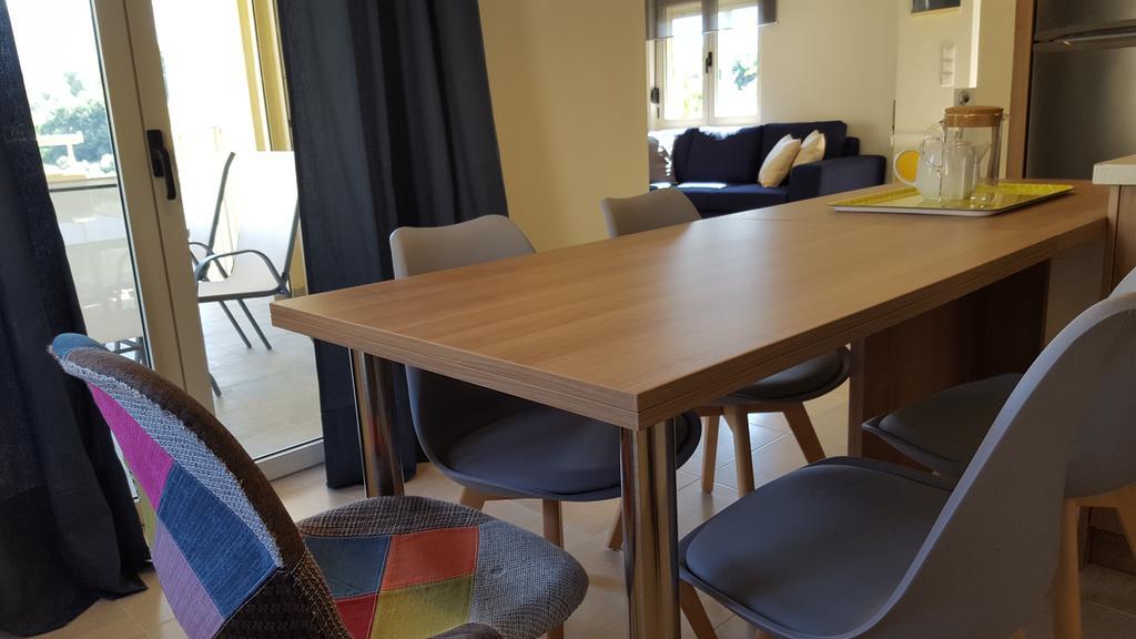 Home Skouloudi Drámia Szoba fotó